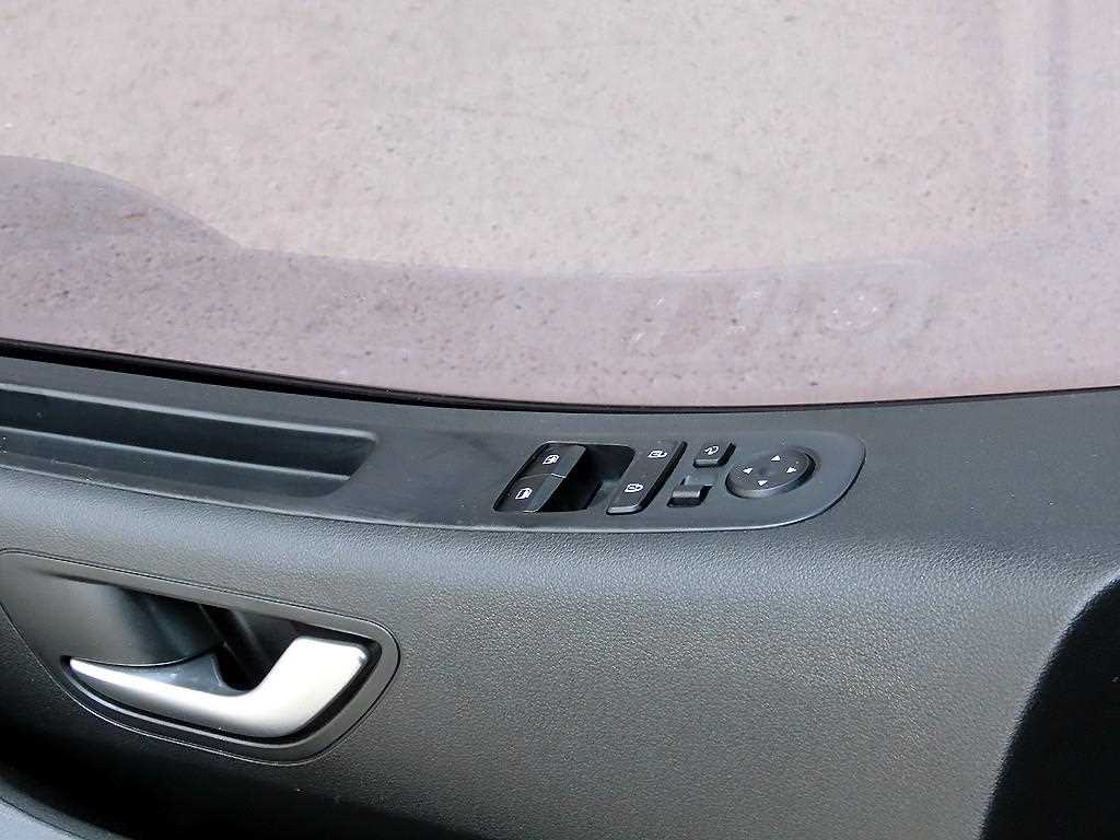 HYUNDAI Staria - Vista 11