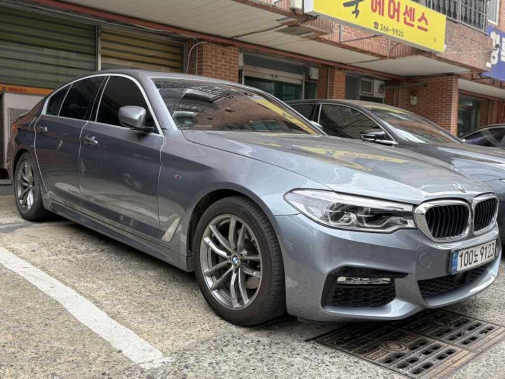 BMW 5 Series - Vista 2