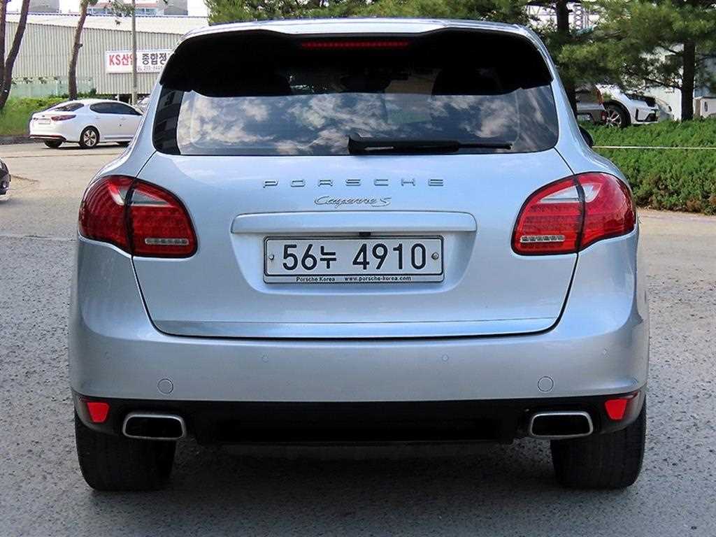 Porsche Cayenne - Vista 4