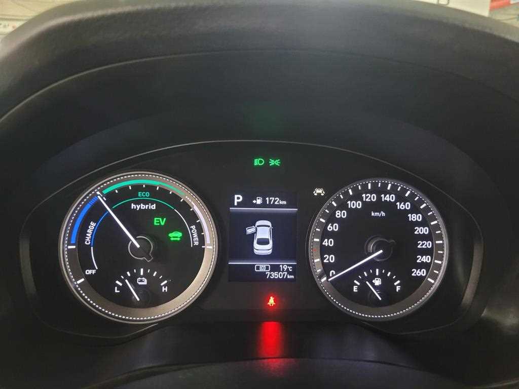 HYUNDAI Grandeur 2018 Gris - Importación desde Corea - HF Imports Iquique - Foto 15