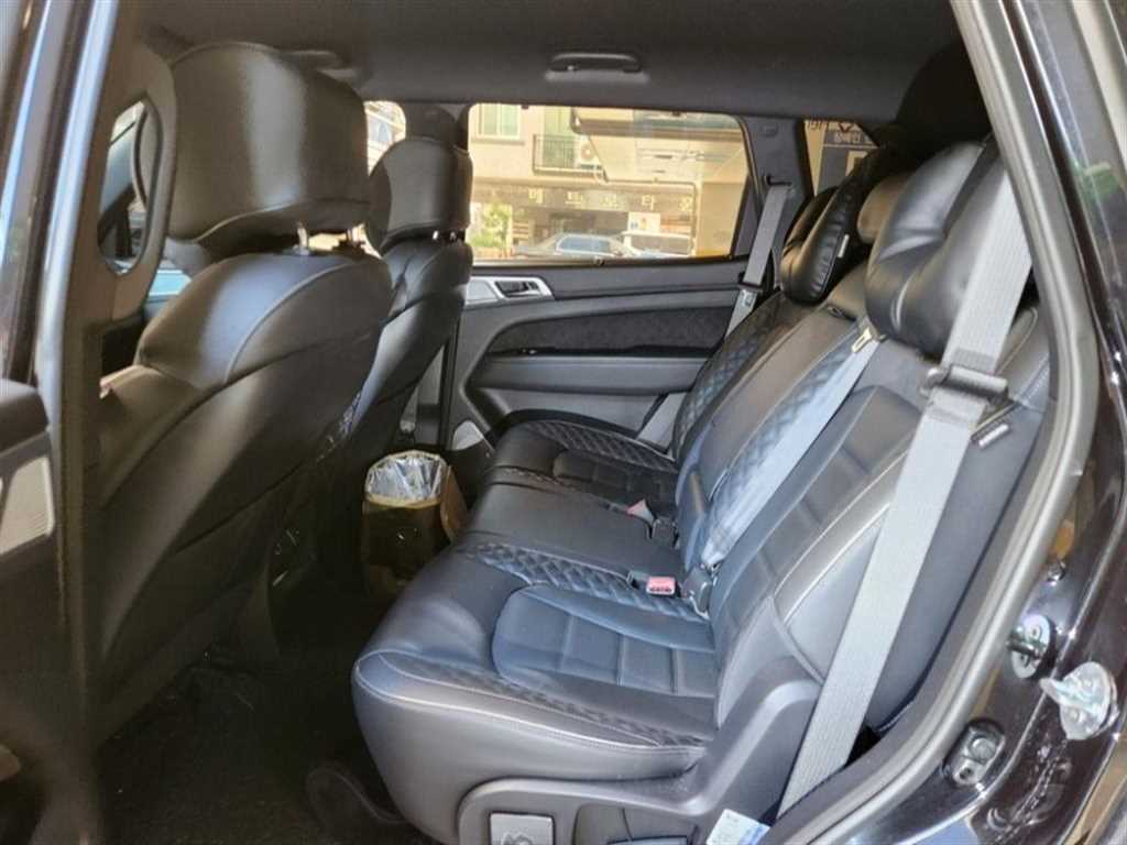Ssangyong Rexton - Vista 6