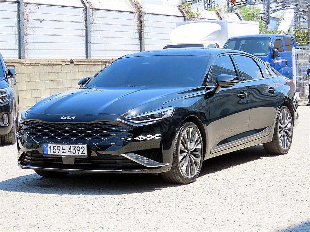KIA K8 - Vista 2