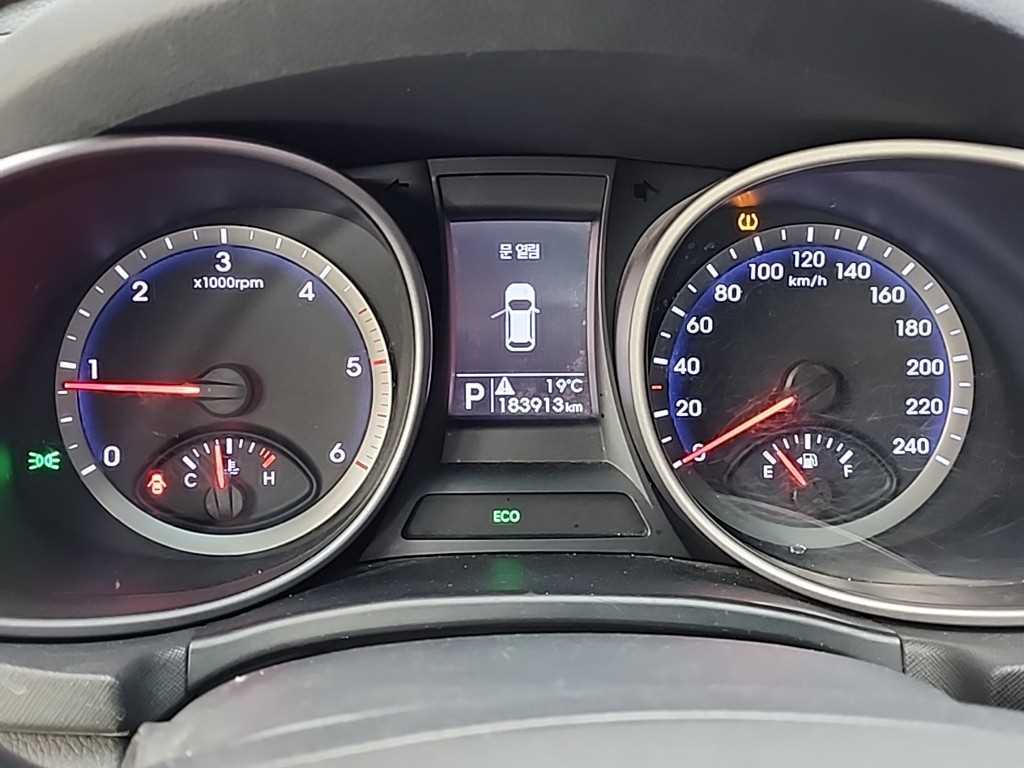 HYUNDAI Santa Fe - Vista 6