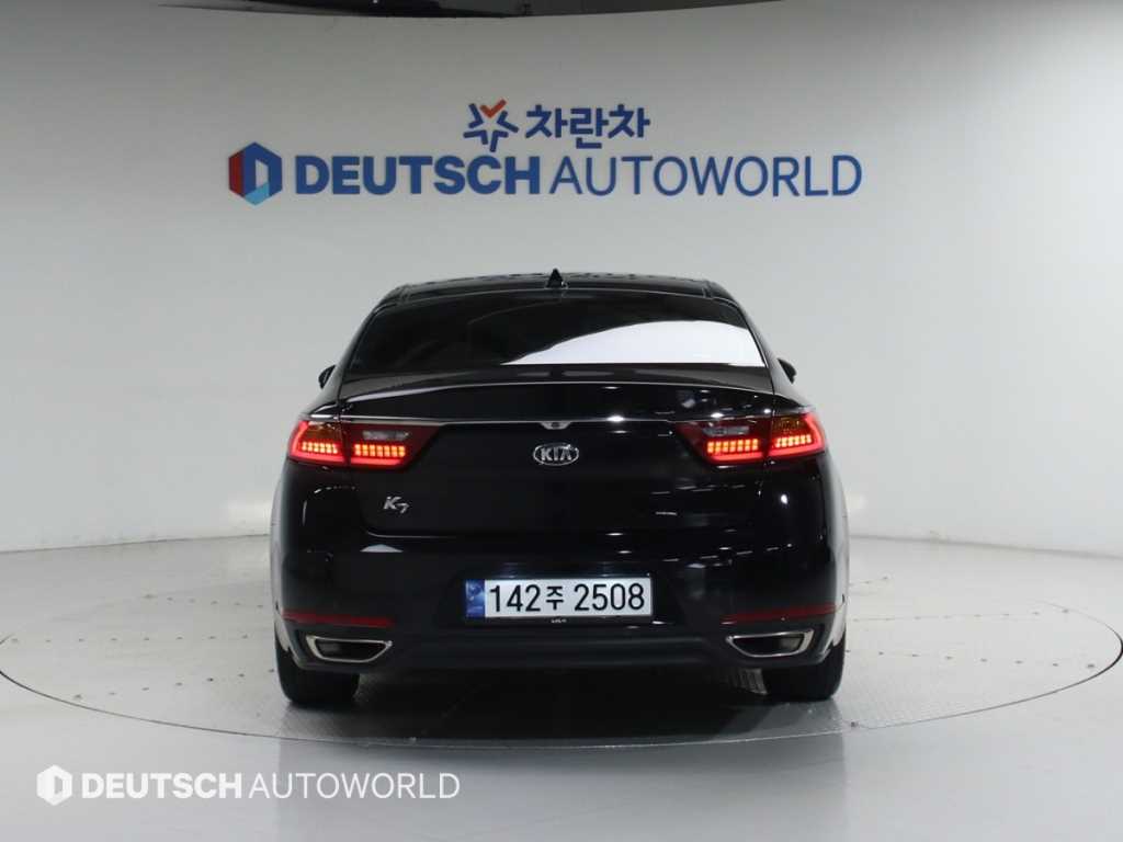 KIA K7 - Vista 4