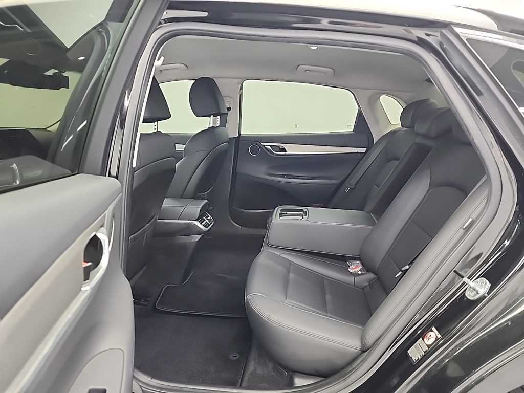 HYUNDAI Grandeur - Vista 12