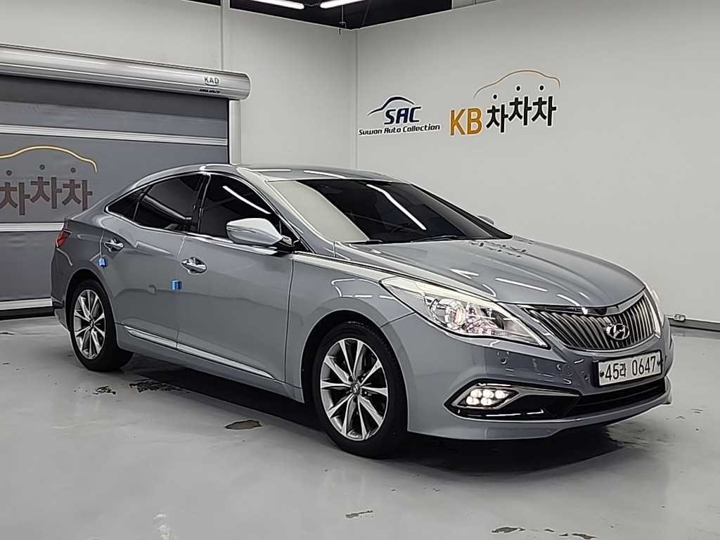 HYUNDAI Grandeur - Vista 4