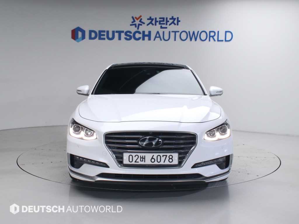 HYUNDAI Grandeur - Vista 3