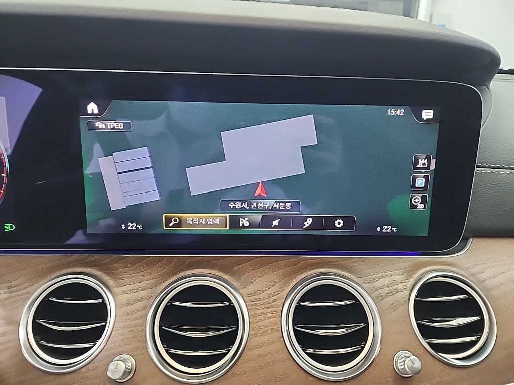 Mercedes Benz E class 2022 Blanco - Importación desde Corea - HF Imports Iquique - Foto 16