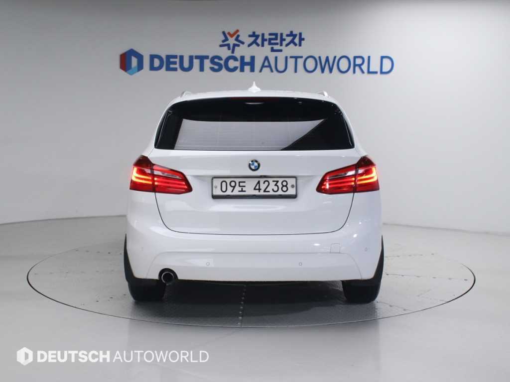 BMW 2 series - Vista 4