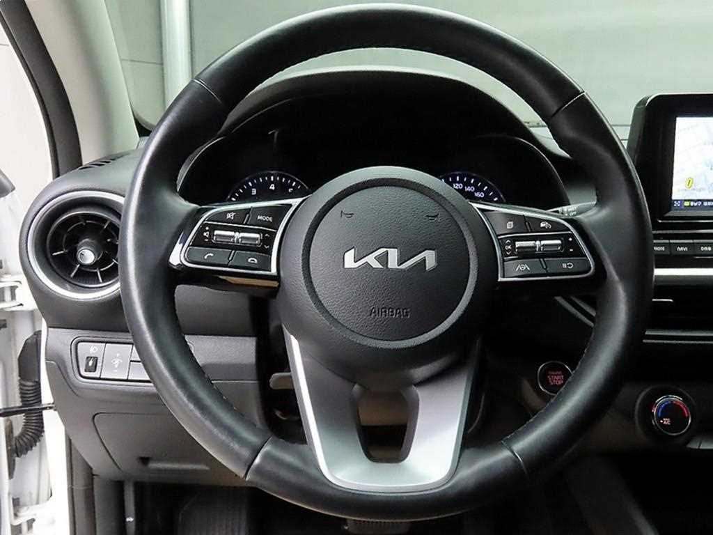 KIA K3 - Vista 9