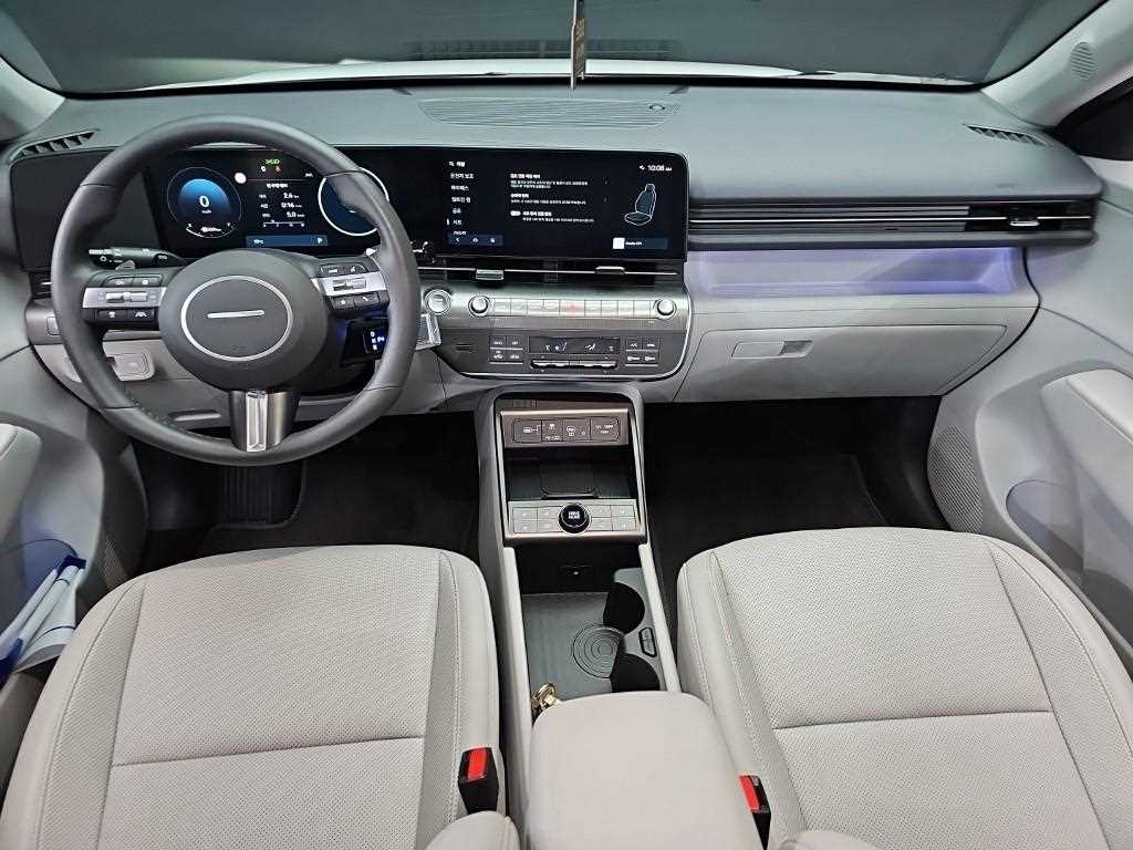 HYUNDAI Kona - Vista 7