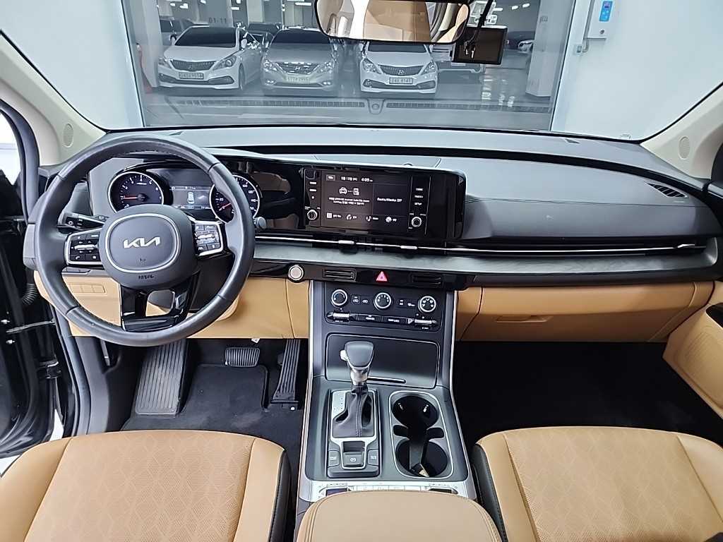 KIA Carnival - Vista 7