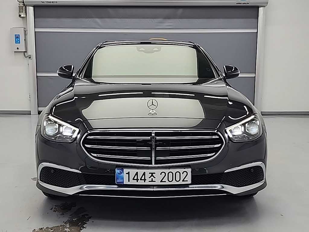 Mercedes Benz E class - Vista 2