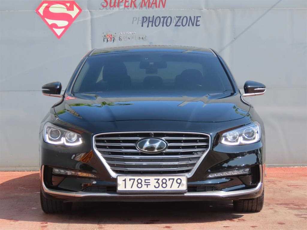 HYUNDAI Grandeur - Vista 2