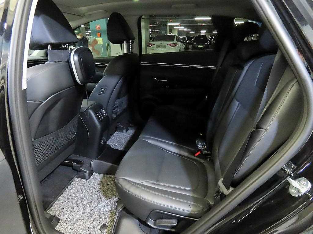 HYUNDAI Tucson - Vista 7