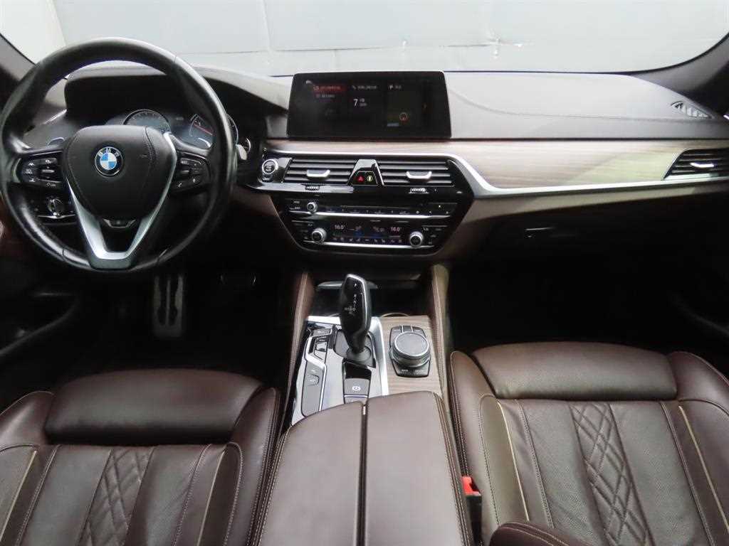 BMW 5 Series - Vista 7