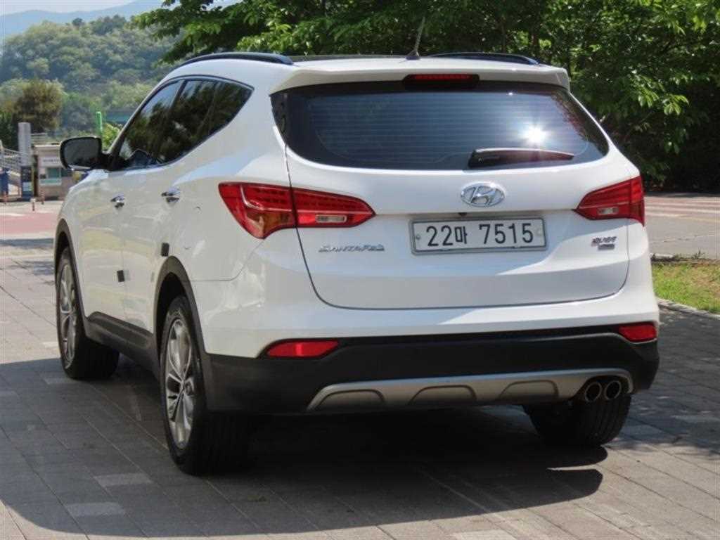 HYUNDAI Santa Fe - Vista 4