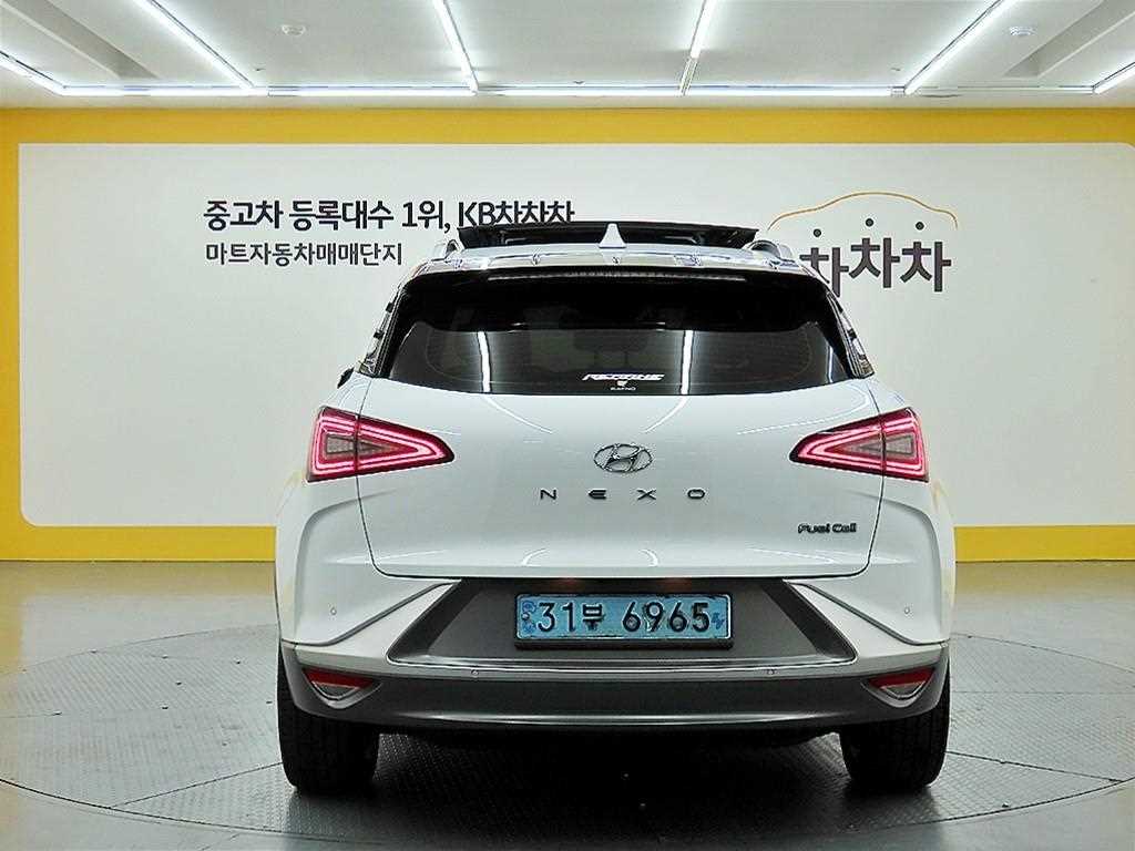 HYUNDAI Nexo - Vista 3