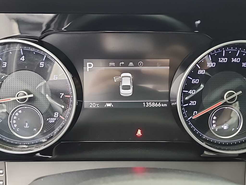 HYUNDAI Grandeur - Vista 6
