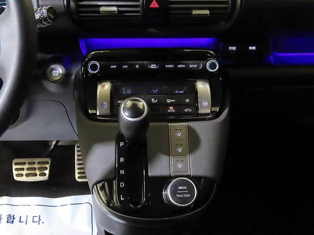 HYUNDAI Casper - Vista 12