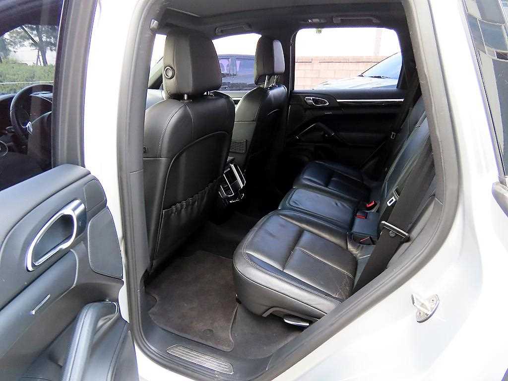 Porsche Cayenne - Vista 6