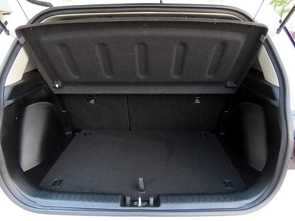 HYUNDAI Venue 2022 Blanco - Importación desde Corea - HF Imports Iquique - Foto 17