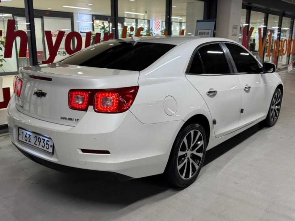 Chevrolet Malibu - Vista 4