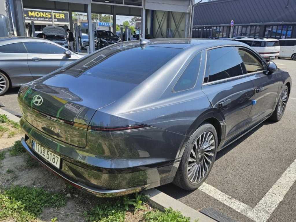 HYUNDAI Grandeur - Vista 4