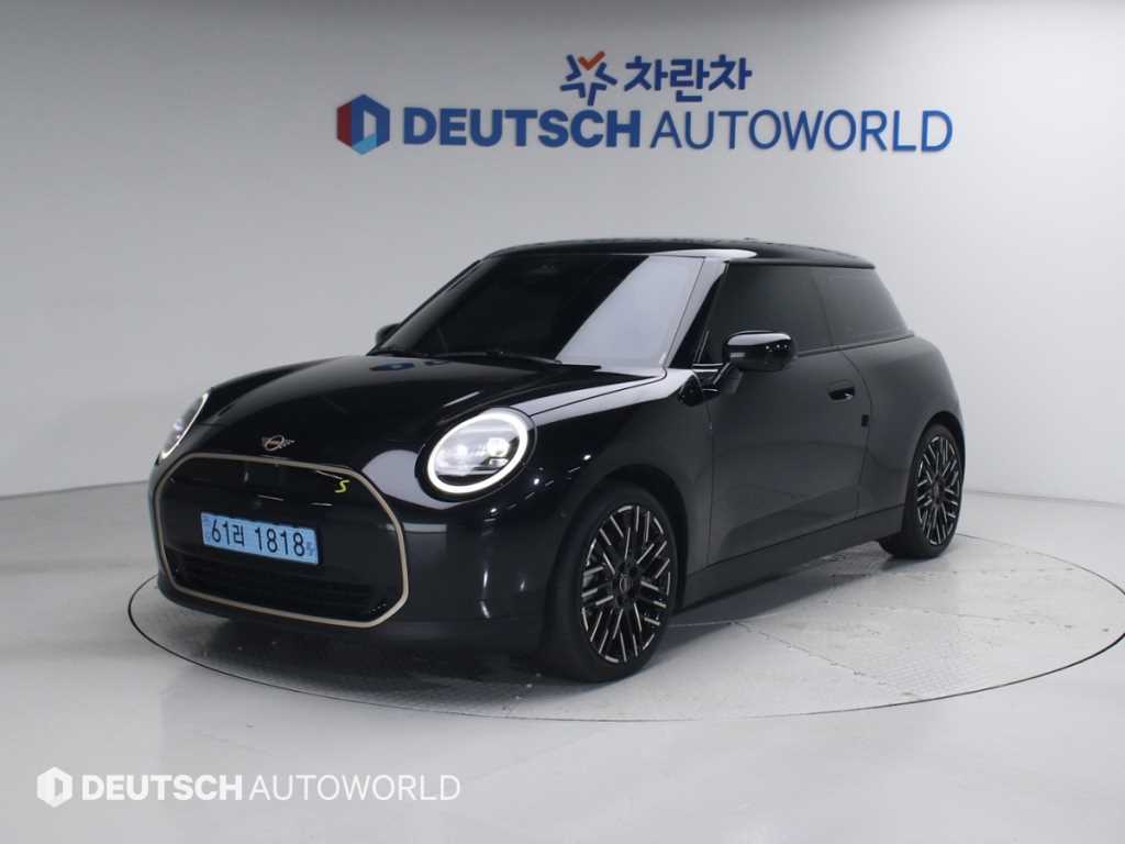 Mini Cooper 2024 Negro - Importación desde Corea - HF Imports Iquique - Foto 1