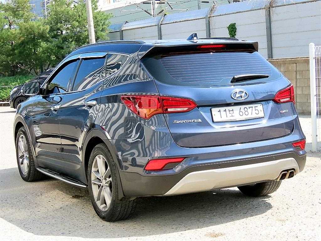 HYUNDAI Santa Fe - Vista 3