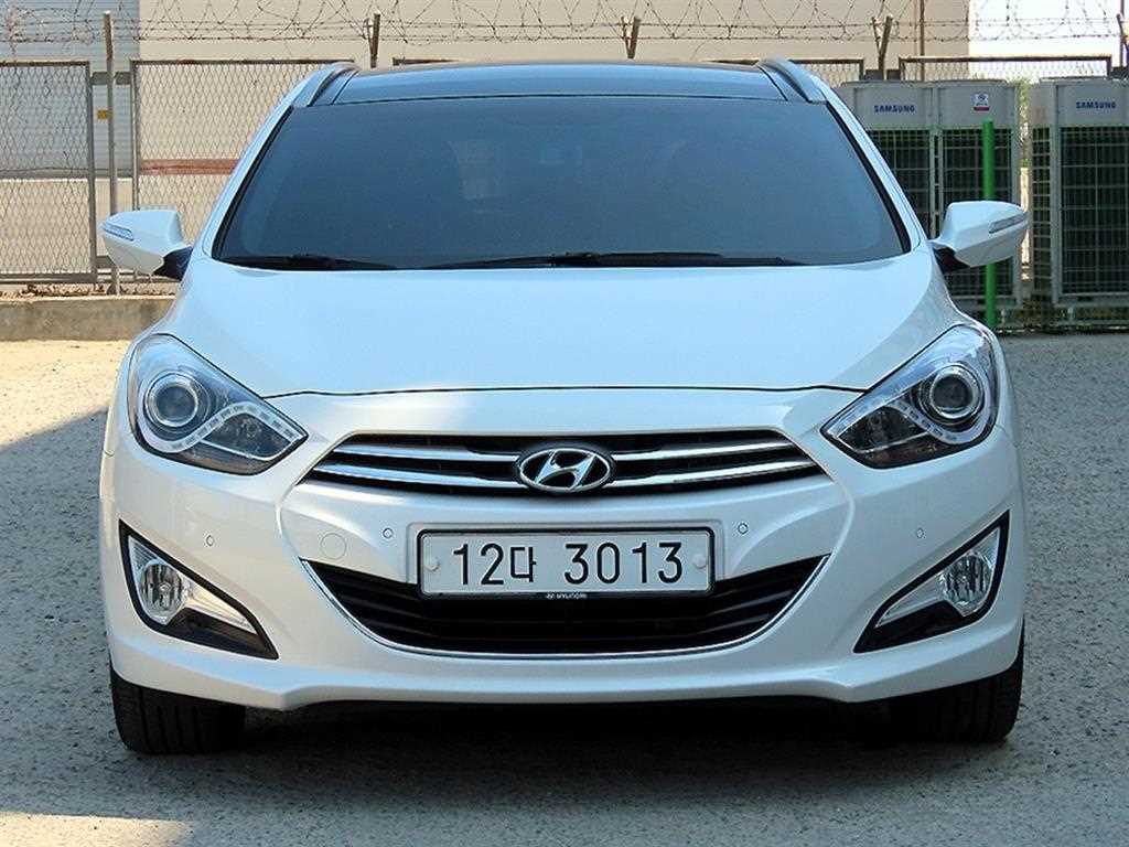 HYUNDAI i40 2014 Blanco - Importación desde Corea - HF Imports Iquique - Foto 1