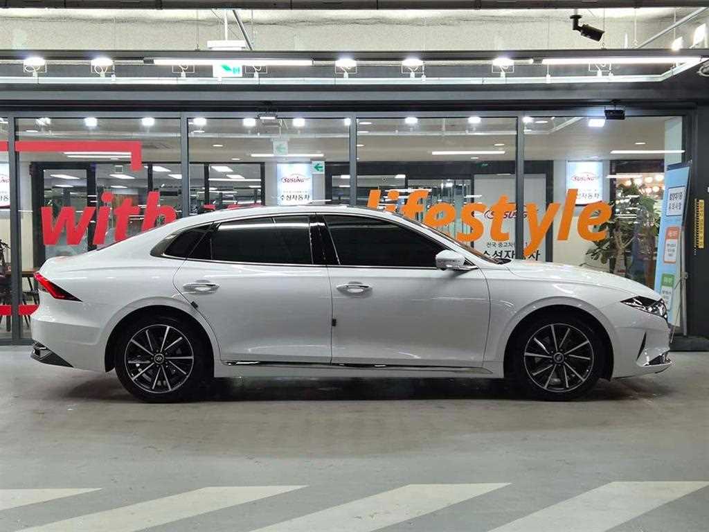HYUNDAI Grandeur - Vista 4