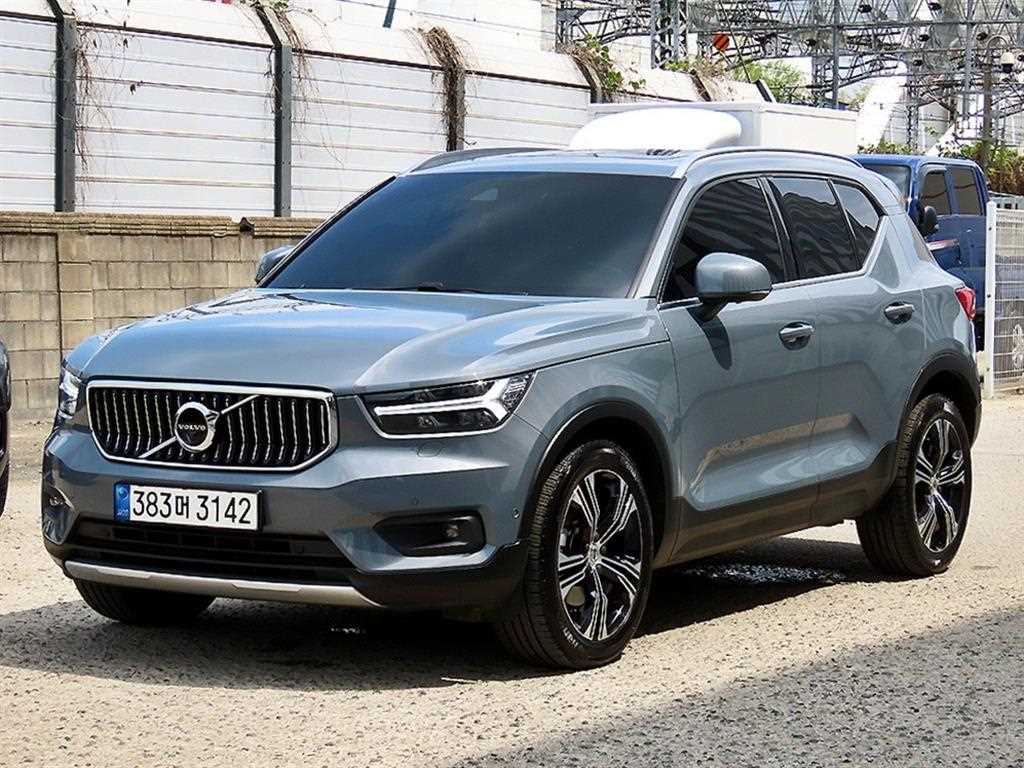 Volvo XC40 - Vista 2