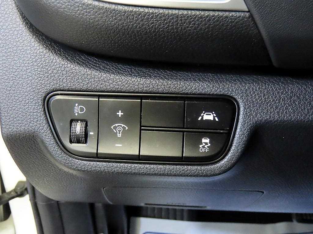 KIA Seltos 2022 Blanco - Importación desde Corea - HF Imports Iquique - Foto 13