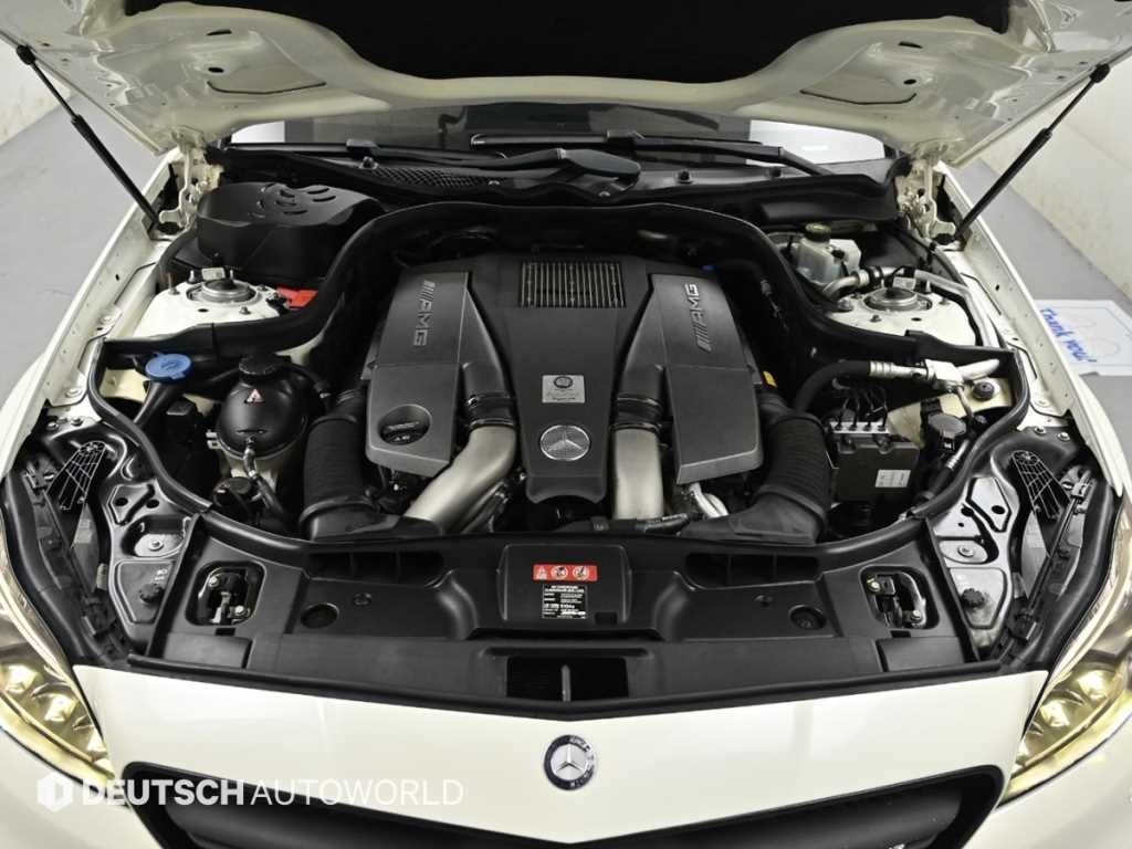 Mercedes Benz CLS Class - Vista 6