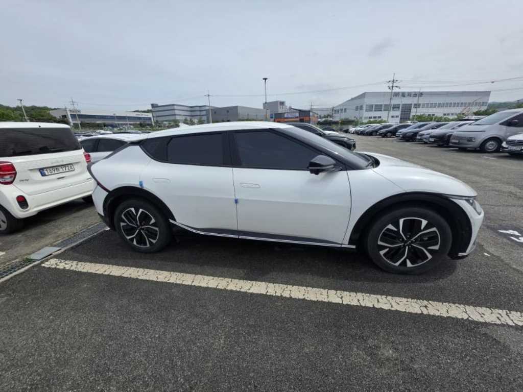 KIA EV6 - Vista 4