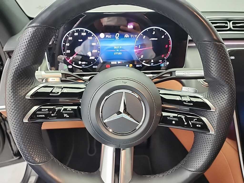 Mercedes Benz S Class - Vista 9