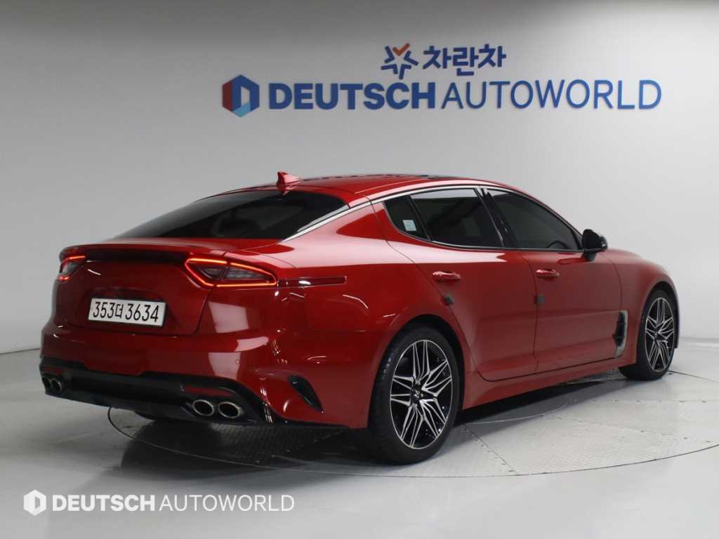 KIA Stinger - Vista 3