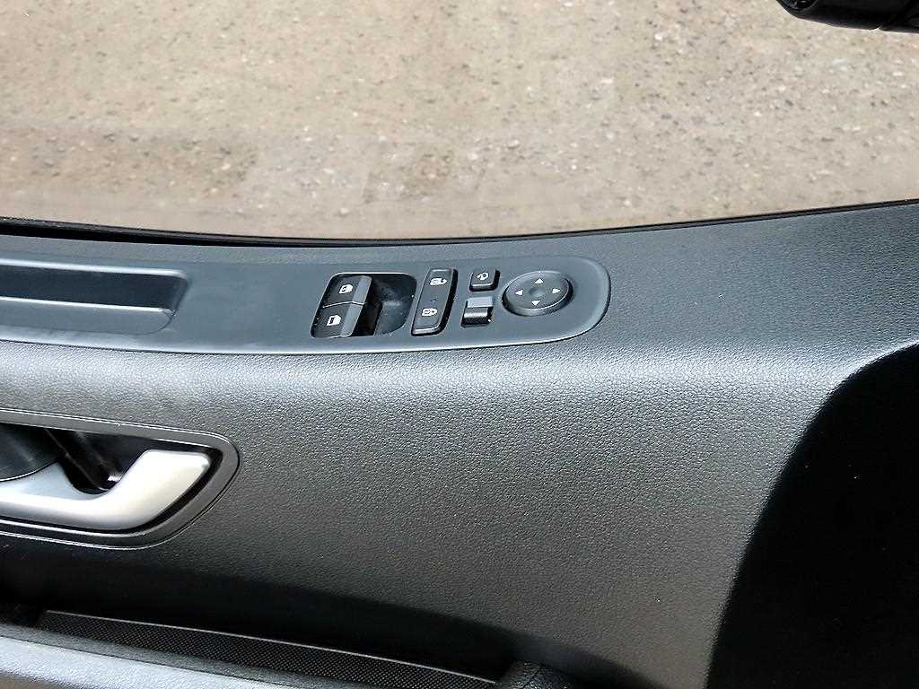 HYUNDAI Staria - Vista 11