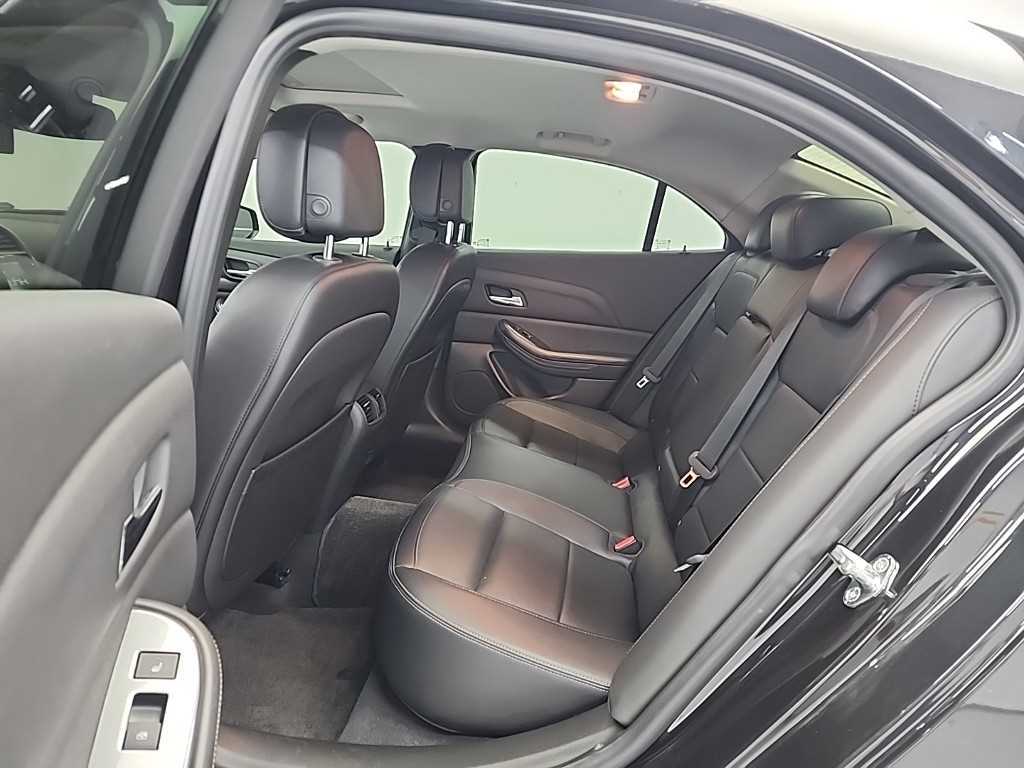 Chevrolet Malibu - Vista 12