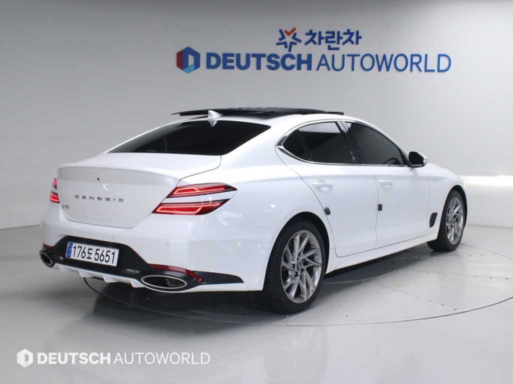 Genesis G70 - Vista 2