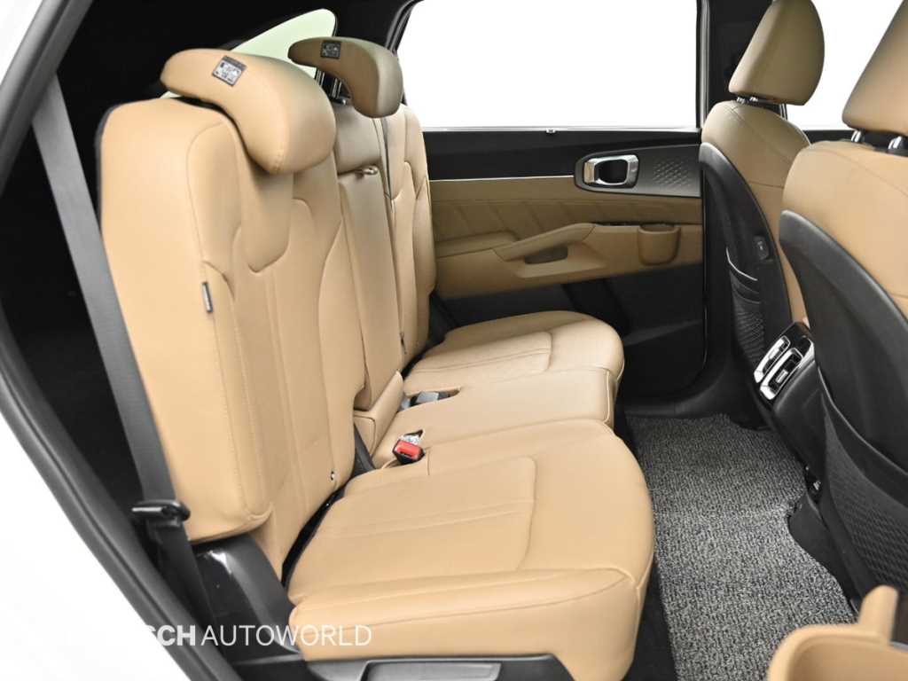 KIA Sorento - Vista 12