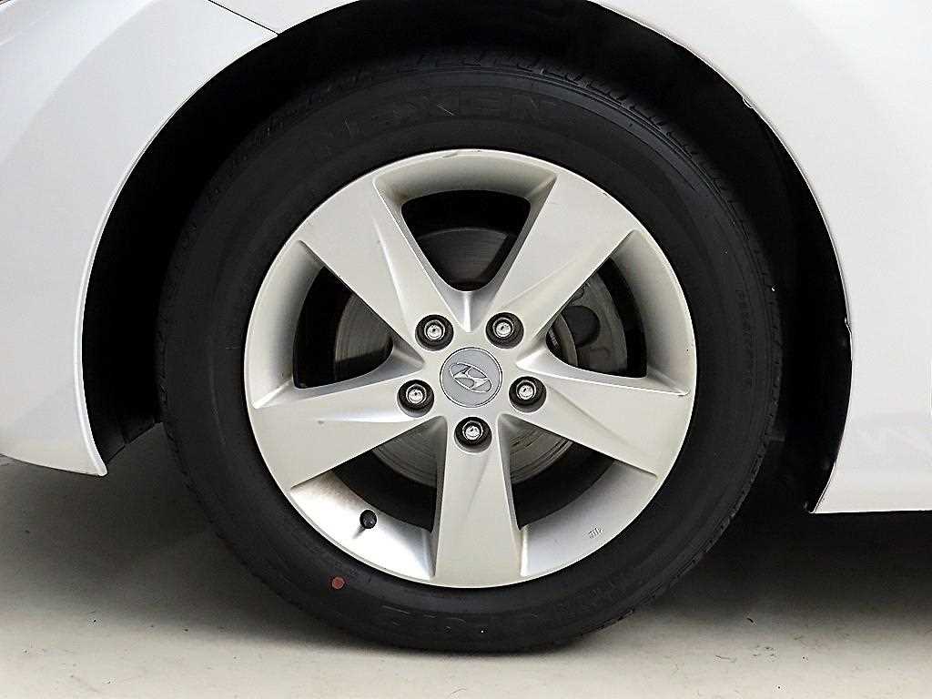 HYUNDAI Avante 2011 Blanco - Importación desde Corea - HF Imports Iquique - Foto 19