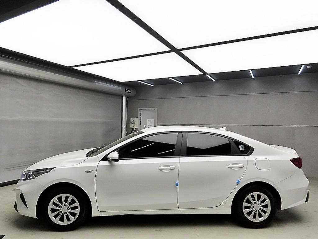 KIA K3 - Vista 4