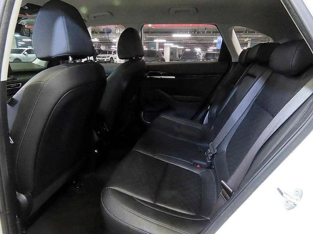KIA Seltos - Vista 7