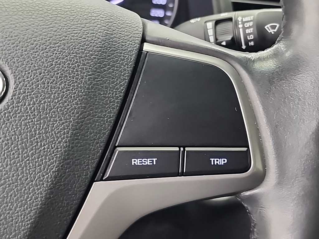 HYUNDAI Avante 2016 Blanco - Importación desde Corea - HF Imports Iquique - Foto 17