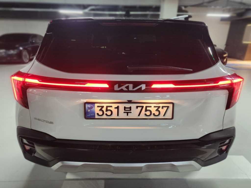 KIA Seltos - Vista 2