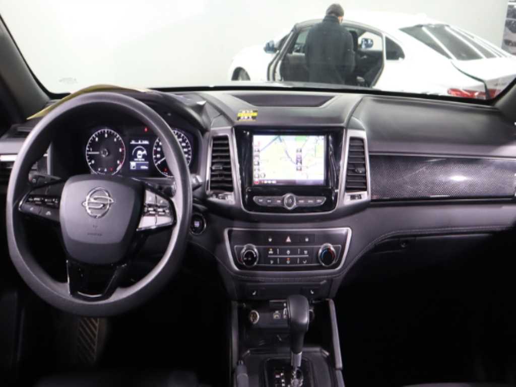 Ssangyong Rexton - Vista 8