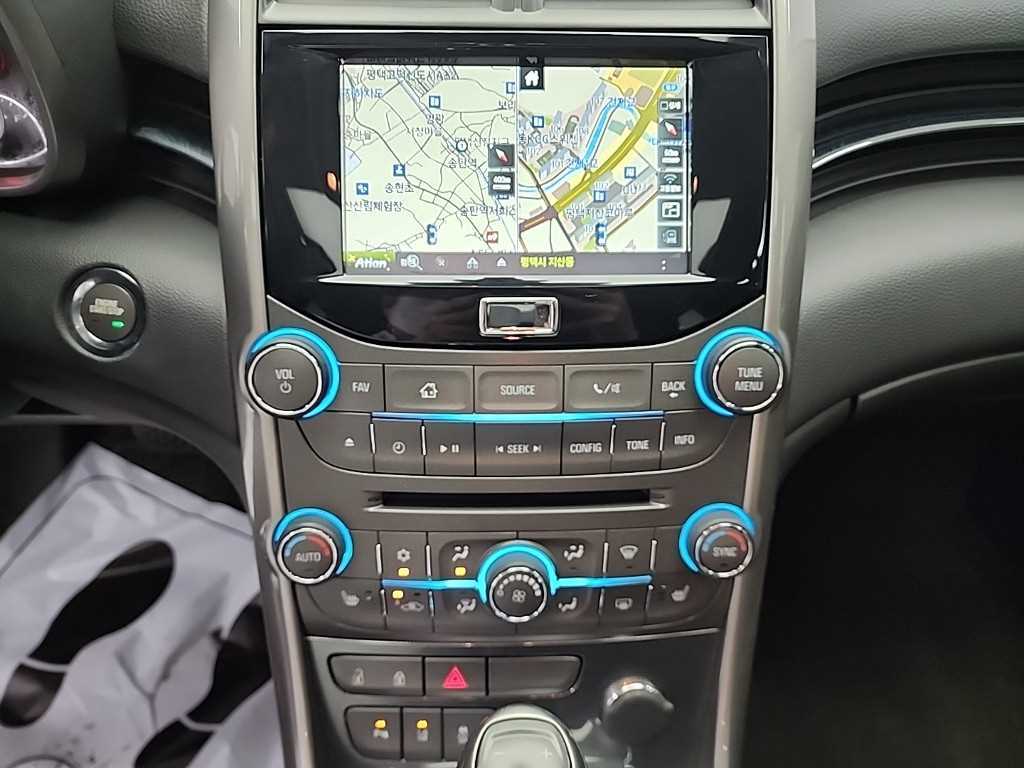Chevrolet Malibu - Vista 10