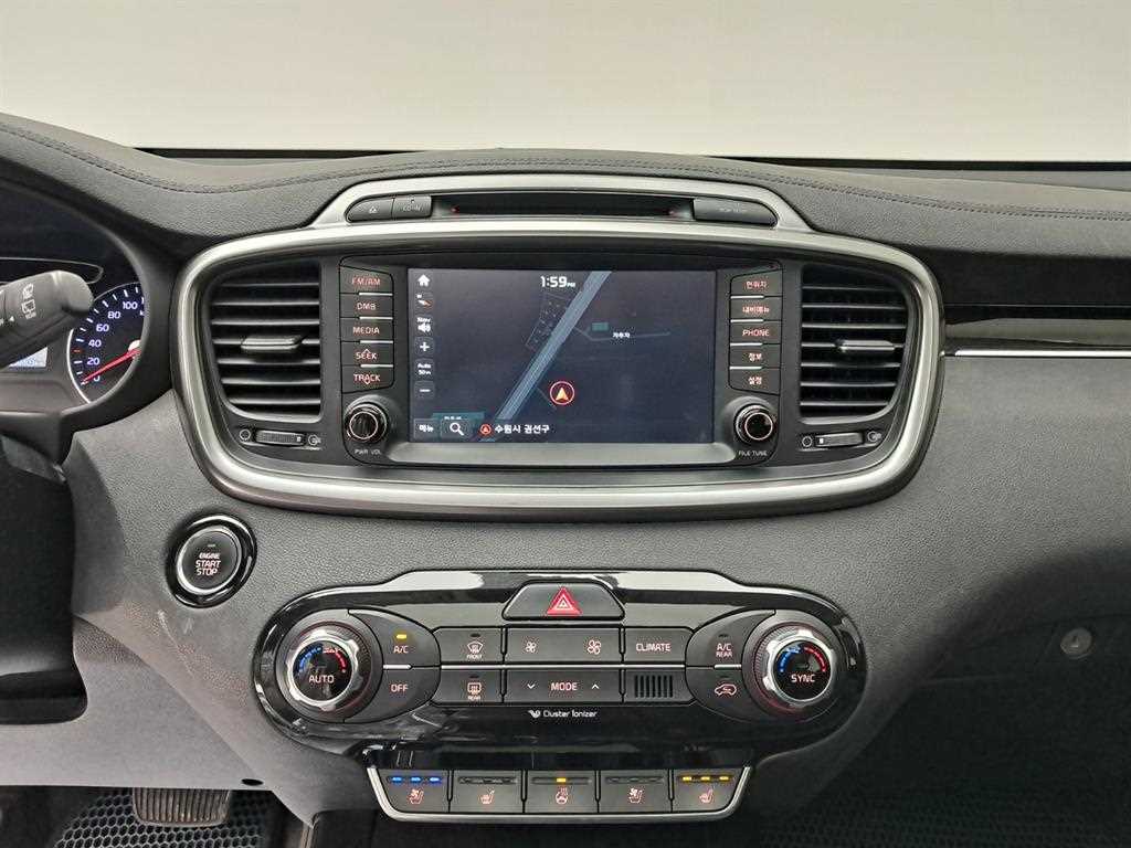 KIA Sorento - Vista 9